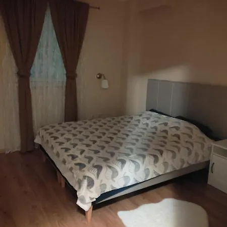 Moulin Rouge Apartment Belgrade
